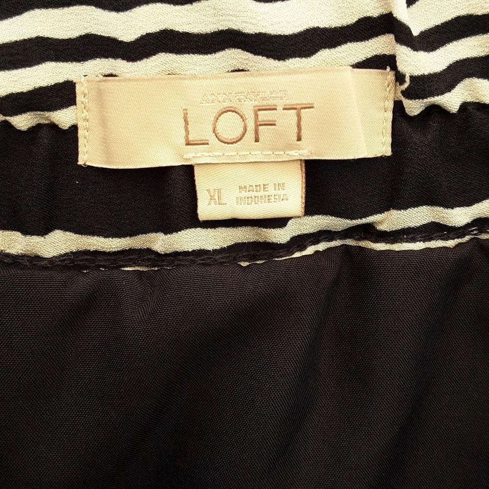 Loft blue & white striped skirt size XL